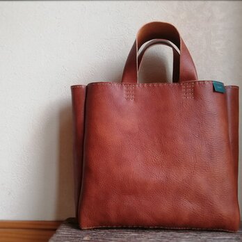 stitch tote M　牛ヌメ革　濃いブラウンの画像