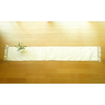 ４）真っ白の麻(ラミー）の手織りテーブルランナーの画像