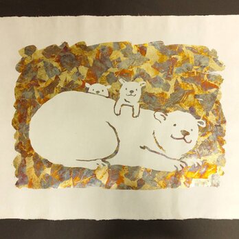 ギルディング和紙 大　polar bear シロクマ　生成和紙　金黄混合の画像