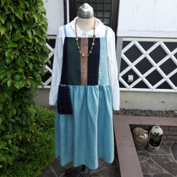 着物リメイク　ハンドメイド　麻(スカート部分)　胸部分は、綿使い　ジャンパースカートの画像