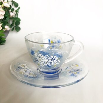 ハーブティーカップ（刺繍のように~お花を）青系の画像