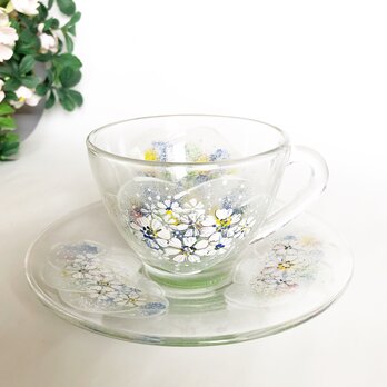 ハーブティーカップ（刺繍のように~お花を）緑系の画像