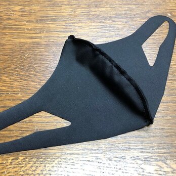 【冷感 夏用マスク】UVカット UPF50+ 立体マスク 水着素材 速乾 洗えるマスク 男女兼用 伸縮性あります ブラックの画像