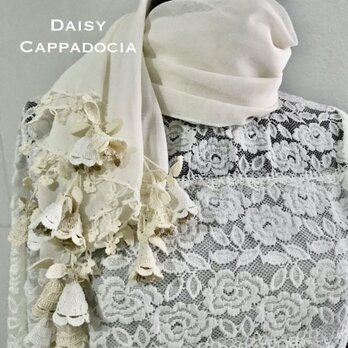 立体刺繍の花付き　コットンストール　ホワイト＆クリームの画像