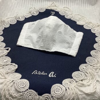 立体マスク　花柄刺繍　ホワイト　手作りエレガンス　プレタ　の画像
