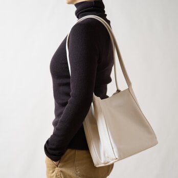 ［limited］Shiribari tote M 生成り