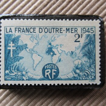フランス　 切手ブローチ 6220の画像