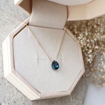 【K10】宝石質ロンドンブルートパーズの一粒ネックレス(ペアシェイプファセットカット)の画像