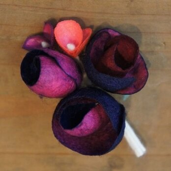 シルクのコサージュ 青と紫