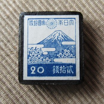 日本 　富士山切手ブローチ6269の画像