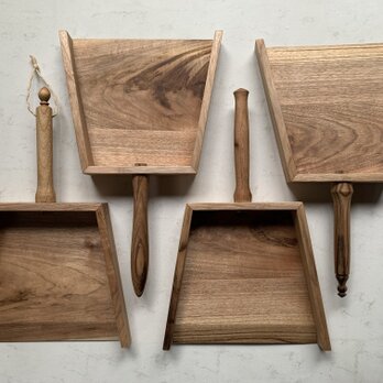 クルミの木のちりとり