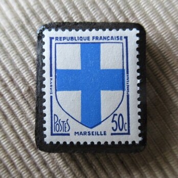 ★フランス　紋章切手ブローチ6297の画像