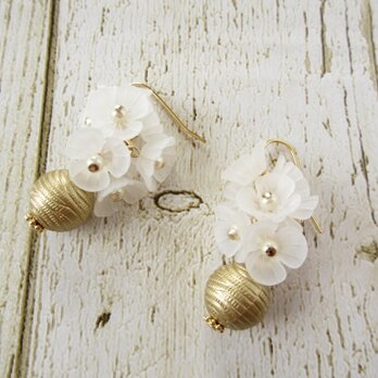 金具変更OK　Pierces or Earrings　お花（P0940）の画像