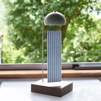 風鈴　（インテリア風鈴）　スタンド　縞　ウインドチャイム　陶器　磁器　窓辺やテーブルにの画像