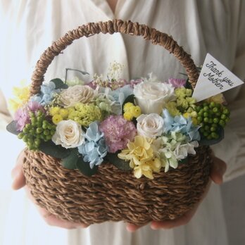 Flower basket Purple carnationの画像