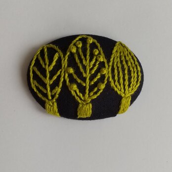 刺繍ブローチ・leafの画像