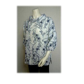 49　浴衣リメイク可愛いレトロ衿プルオーバーシャツ（白×紺）の画像