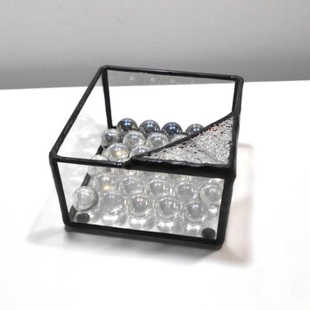 ビー玉入りの透明灰皿または透明アクセサリー容器（ステンドグラス）の画像