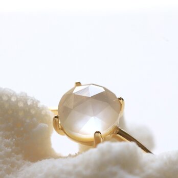 ローズクォーツ×ホワイトシェル ほんのり桜色の一粒指輪｜天然石 ― Shell in love ―