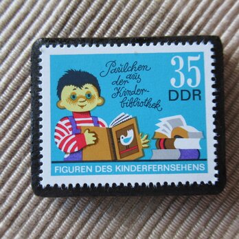 ドイツ　童話　　切手ブローチ 6405の画像