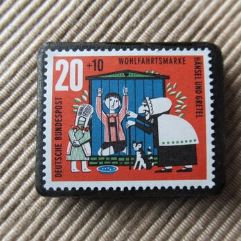 ドイツ　童話　ヘンゼルとグレーテル　切手ブローチ6416の画像
