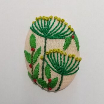 刺繍ブローチ・botanicalの画像