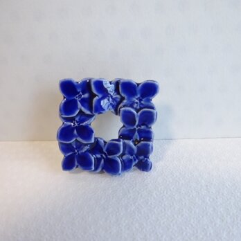 花のbroach（ニチニチソウ）青の画像