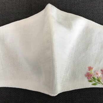 ワンポイント刺繍立体マスク68