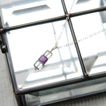 キューブ型フローライトのネックレス　no.8 １４kgfの画像