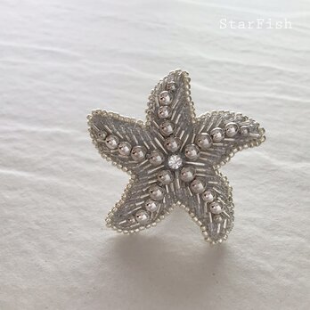 L8【Starfish】ヒトデ 海星 ビーズ刺繍 ブローチの画像