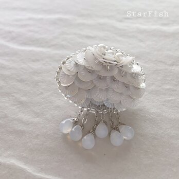 L12【Jellyfish】クラゲ 海月 ビーズ刺繍 ブローチの画像