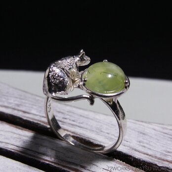 プレナイトと猫 ＊ Prehnite & Cat Ringの画像