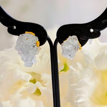 天界のブルー セレスタイト原石 アシンメトリーピアス