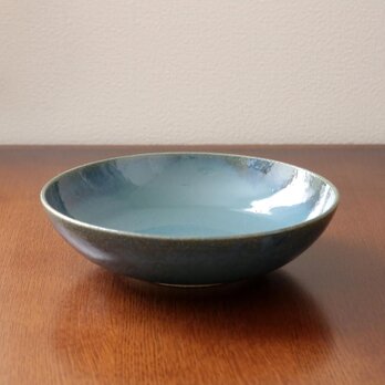 藍色乳濁釉の平鉢 ＊ １の画像