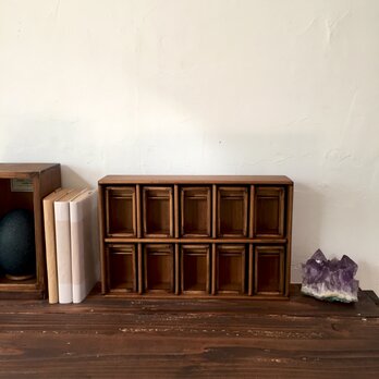 仕切りのある標本箱と棚のセット10箱その二。