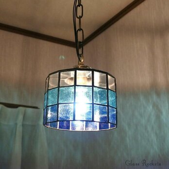 一点物「 四角で丸いランプ-ブルー海 」 ステンドグラス 照明 ランプ ペンダントの画像