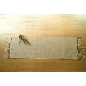 ２）生成りの麻の手織りテーブルセンター　二段結びの画像