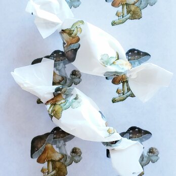 「紙を味わう」シリーズ　№1　キノコのラッピングペーパー 　10枚Setの画像