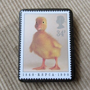 イギリス1990年　アヒルの子切手ブローチ 6557の画像