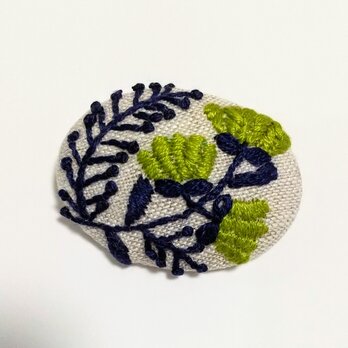 草花の刺繍ブローチ  [botanical]の画像