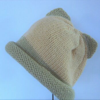 草木染め毛糸の手編み帽子キット＊幼児用ねこ耳帽子（ミント×クリーム色）の画像