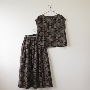 ＊アンティーク着物＊市松模様泥大島紬のセットアップ（Ｌサイズ・裏地つき・５マルキ）