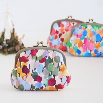 ■リバティプリントのがま口ポーチ (石目模様の口金）/ チューリップ・フィールズ■ sable (lbt-tf)