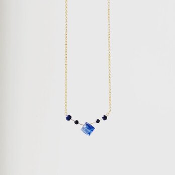 〔14kgf〕kyanite ・・・ lapis lazuliの画像