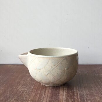 片口　釉抜組七宝紋