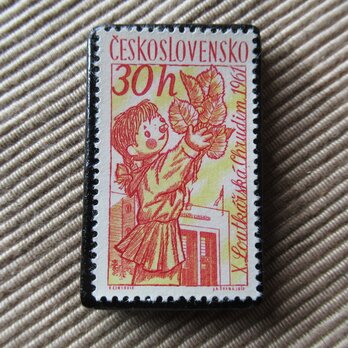 チェコスロバキア　童話切手ブローチ6628の画像