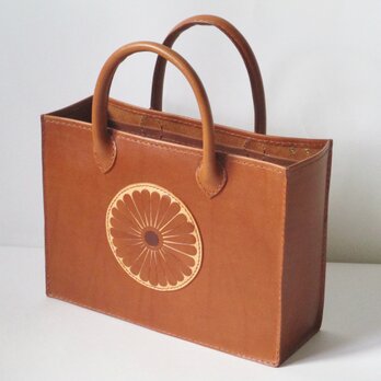 ♦️SALE♦️イタリア革ブッテーロの工芸トート（キャメル）