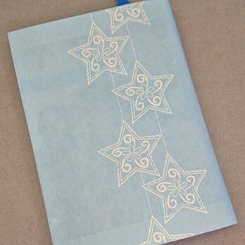 栞付き・和紙ブックカバー(文庫本サイズ)ブルー地に星「送料無料」の画像