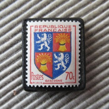 フランス　紋章切手ブローチ6638の画像