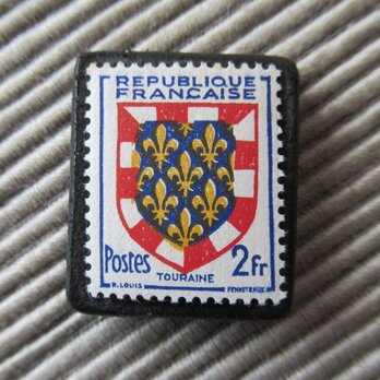 フランス　紋章切手ブローチ6646の画像